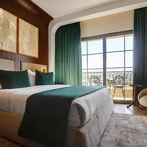 Bratus Hotel Akaba