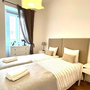  Apartment Enjoy Mouraria